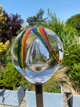 Lade das Bild in den Galerie-Viewer, Handgeformte Glaskugel für den Garten
