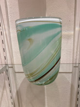 Lade das Bild in den Galerie-Viewer, Vase 23cm Höhe
