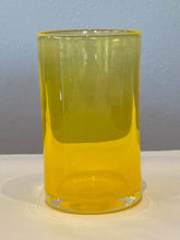 Lade das Bild in den Galerie-Viewer, Farbige Wassergläser
